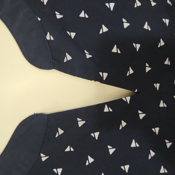 Tommy Hilfiger - Picture 3 of 11